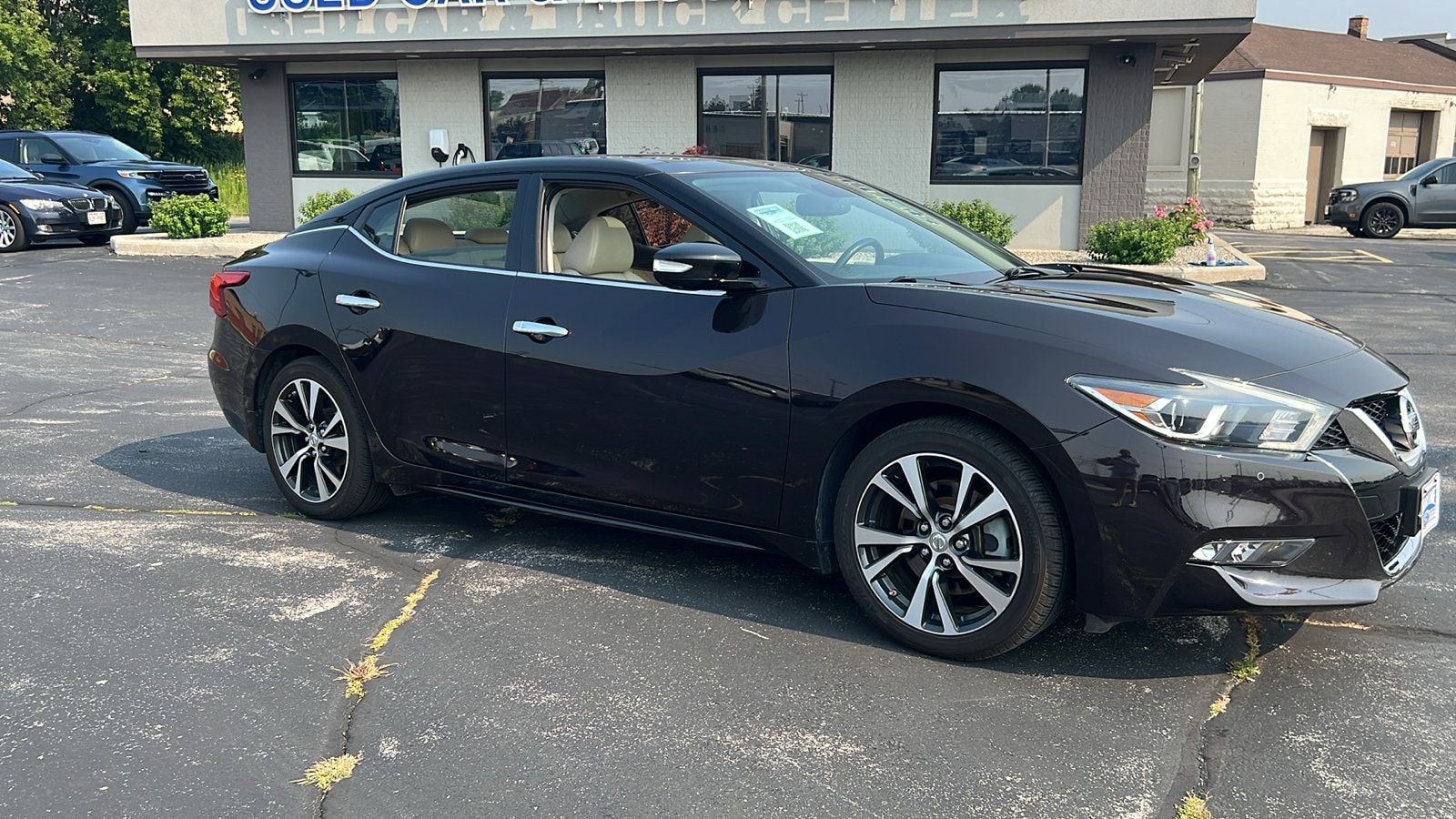 Used 2016 Nissan Maxima Platinum with VIN 1N4AA6AP9GC386402 for sale in Manitowoc, WI