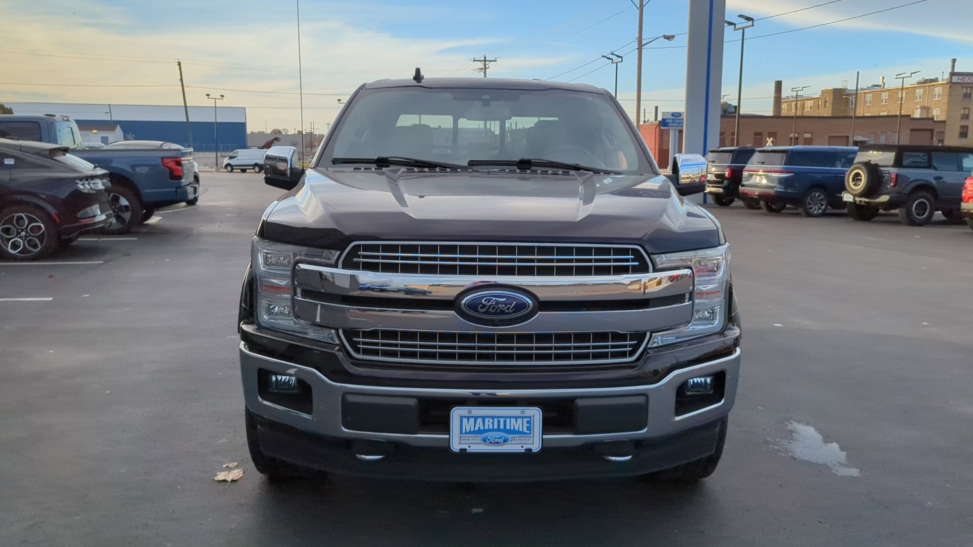 Used 2018 Ford F-150 Lariat with VIN 1FTFW1E1XJFE70762 for sale in Manitowoc, WI