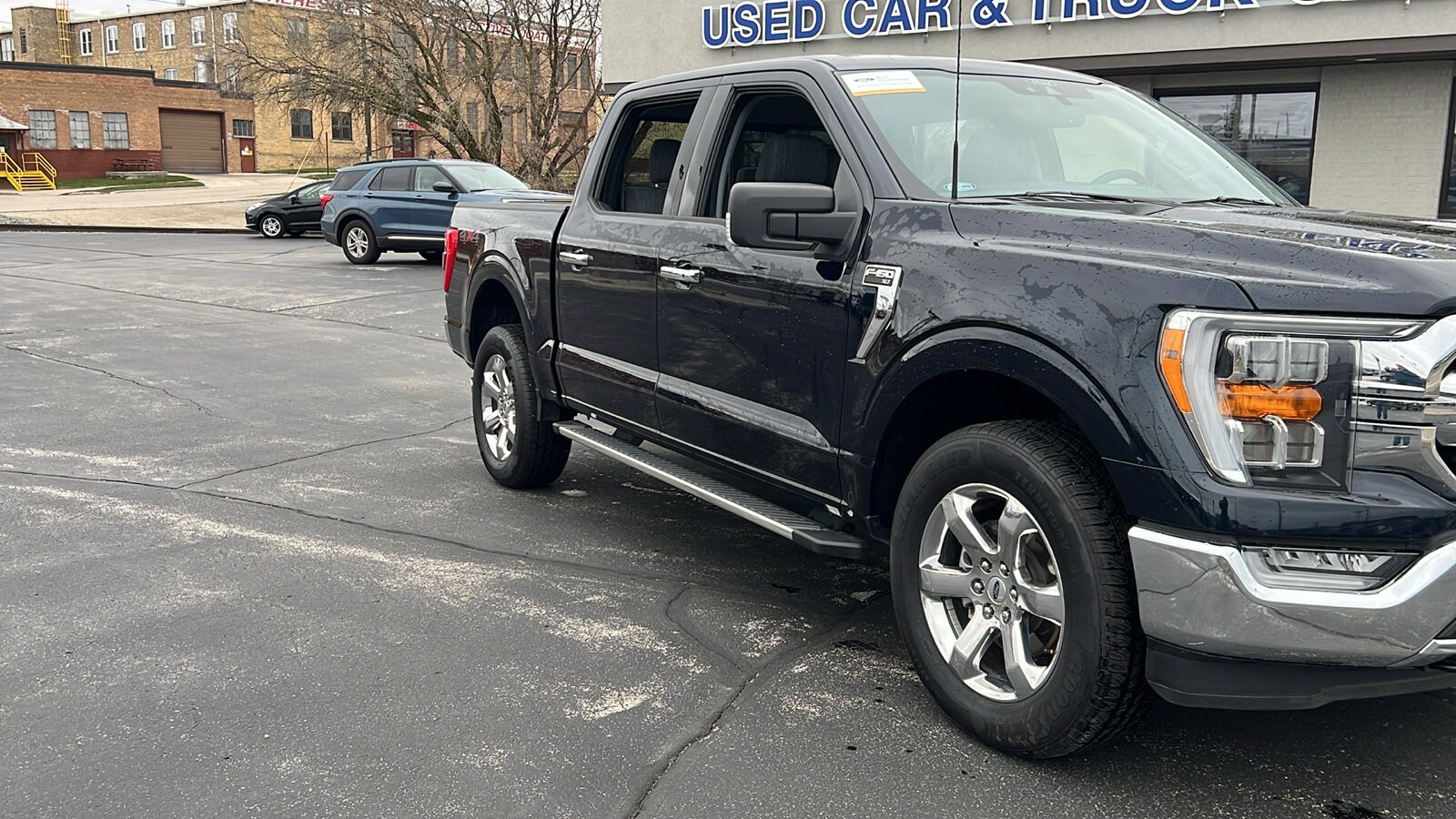 Certified 2022 Ford F-150 XLT with VIN 1FTFW1E58NKD20360 for sale in Manitowoc, WI