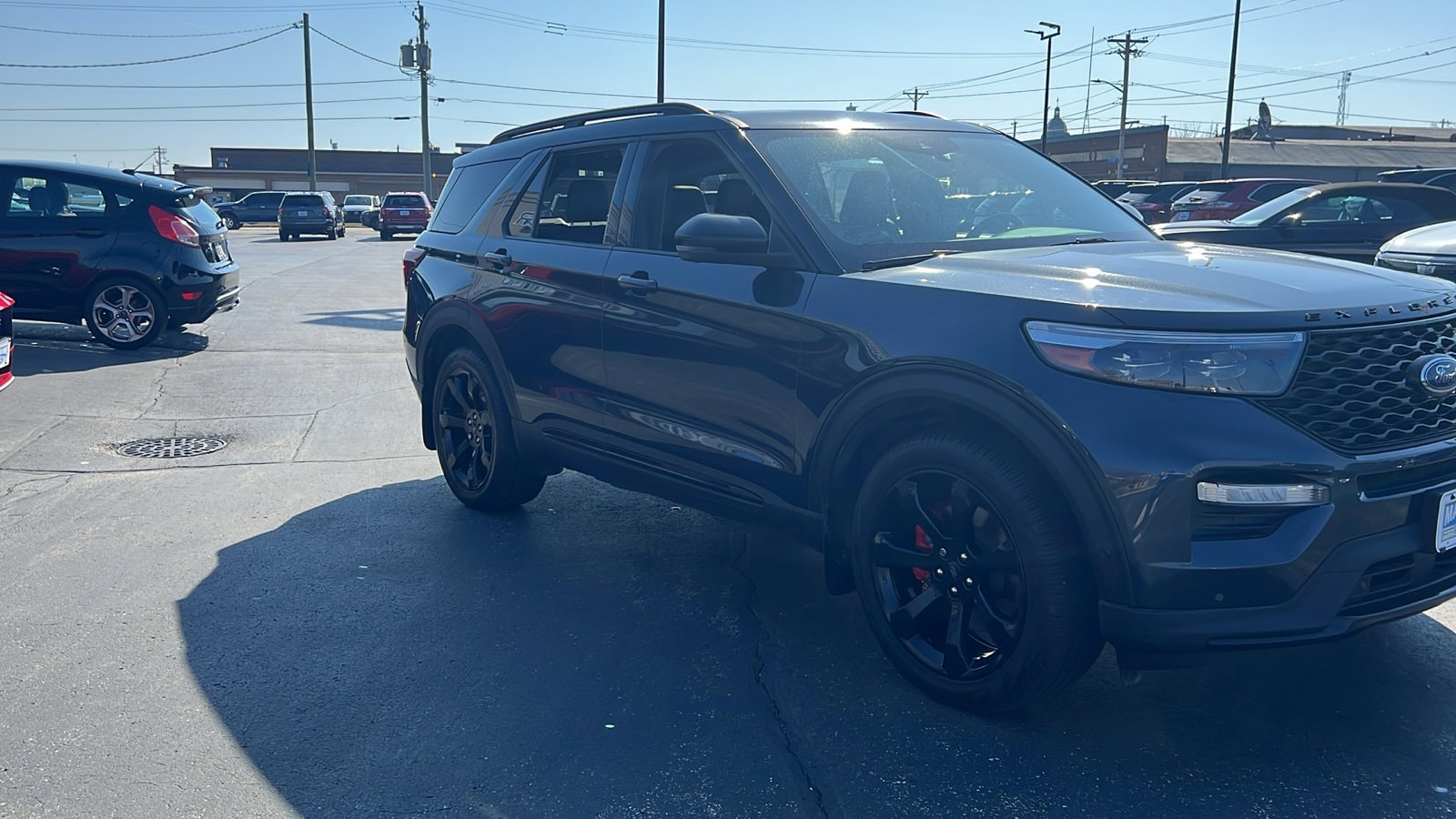 Used 2022 Ford Explorer ST with VIN 1FM5K8GC9NGA05397 for sale in Manitowoc, WI
