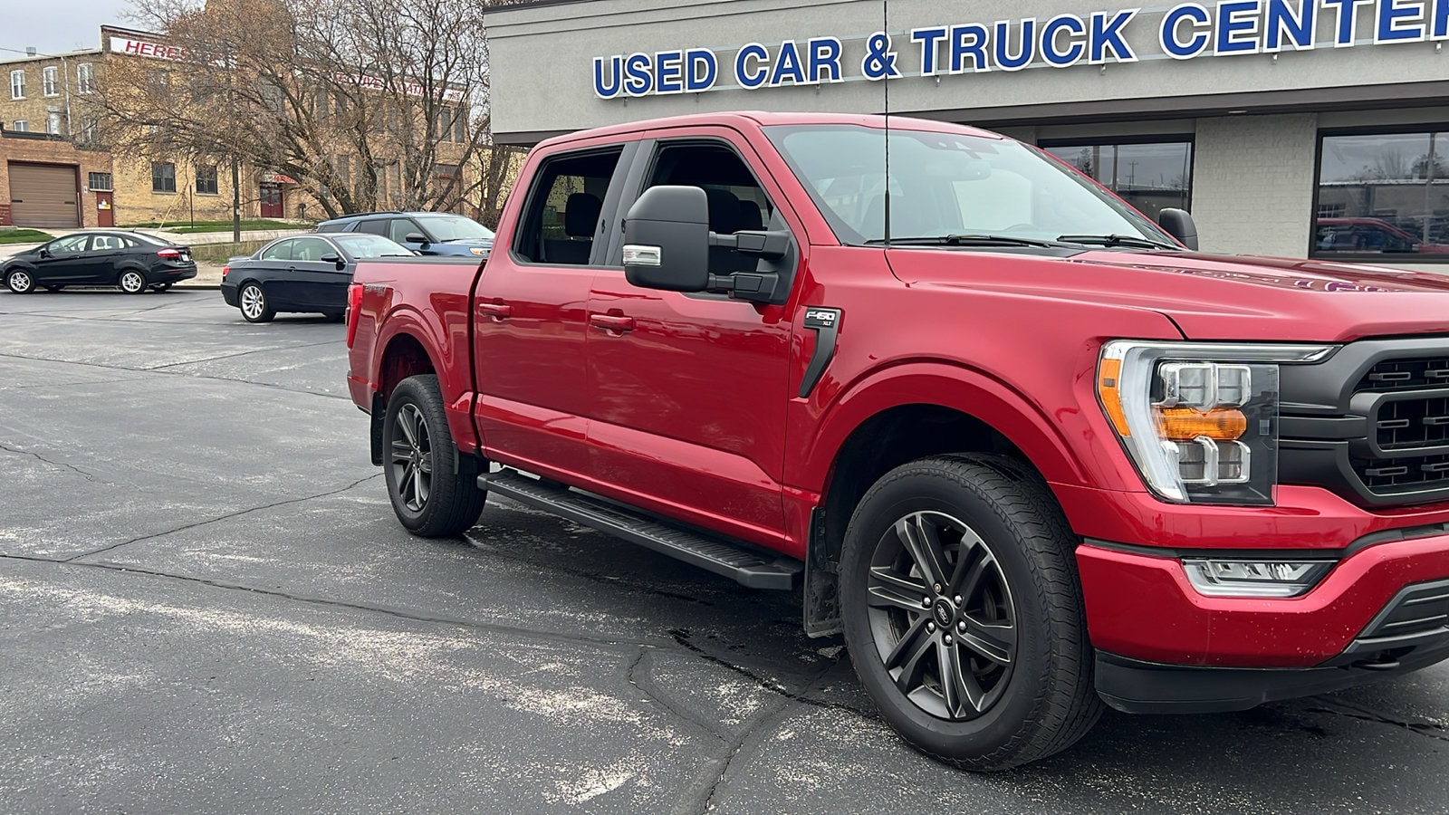 Used 2022 Ford F-150 XLT with VIN 1FTEW1EP5NKD30079 for sale in Manitowoc, WI