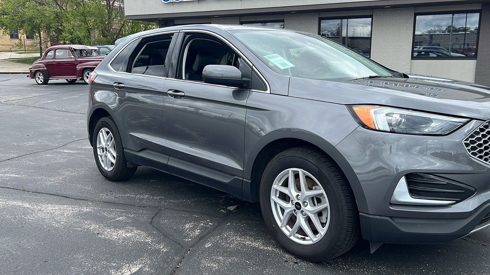 Used 2023 Ford Edge SEL with VIN 2FMPK4J91PBA30268 for sale in Manitowoc, WI