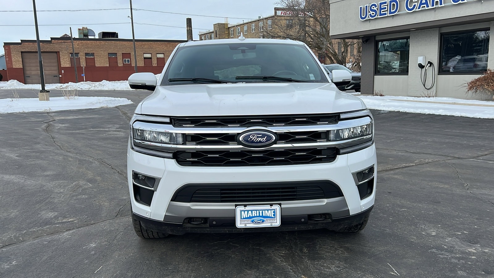 Used 2023 Ford Expedition Limited with VIN 1FMJK2A83PEA35185 for sale in Manitowoc, WI