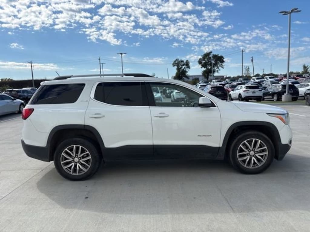 Used 2019 GMC Acadia SLE-2 SUV