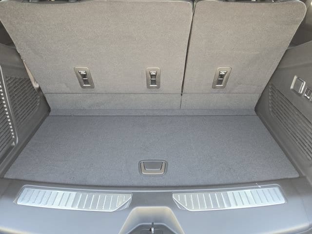 2026 GMC Yukon Denali - Photo 24