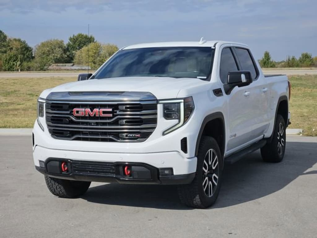 Used 2022 GMC Sierra 1500 AT4 Truck Crew Cab