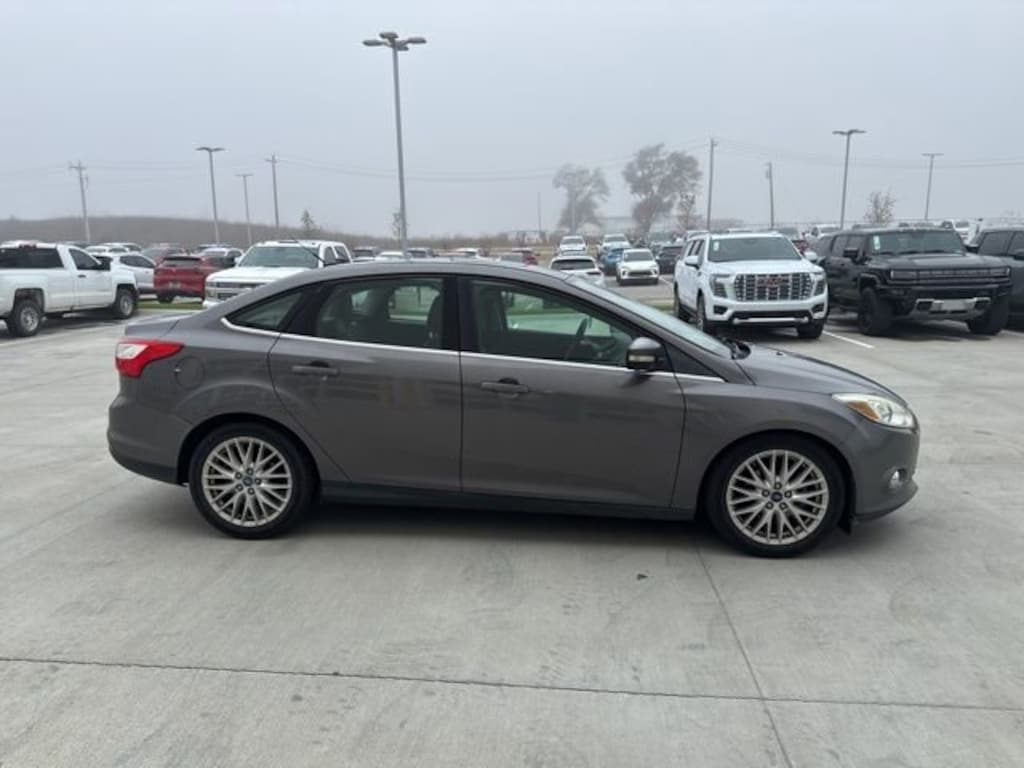 Used 2012 Ford Focus SEL Sedan