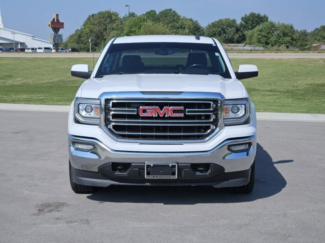 2017 Gmc Sierra 1500 SLE photo 2