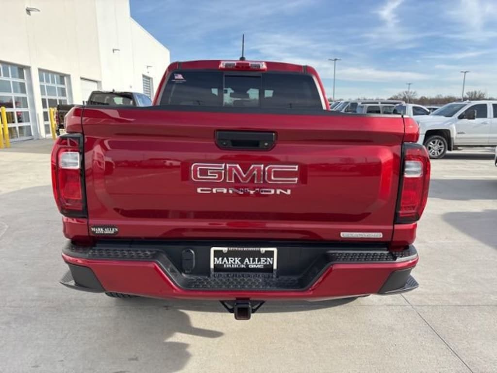 Used 2024 GMC Canyon Elevation Truck Crew Cab