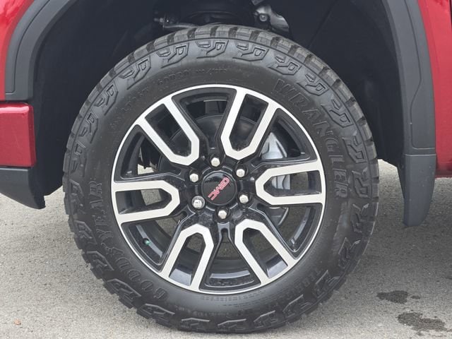 2026 GMC Sierra 1500 AT4 - Photo 9