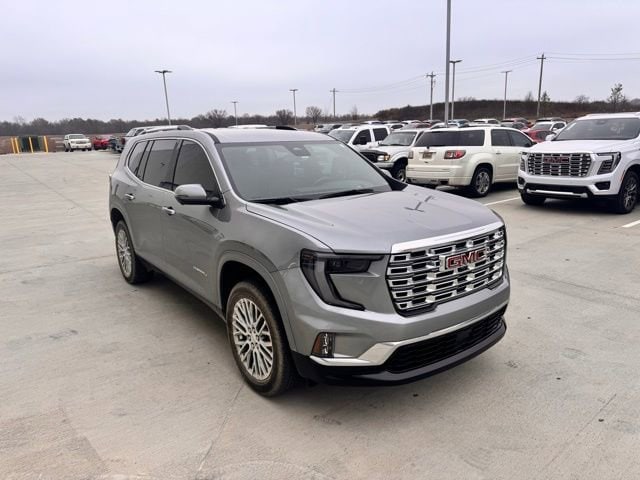 2025 GMC Acadia Denali's photo