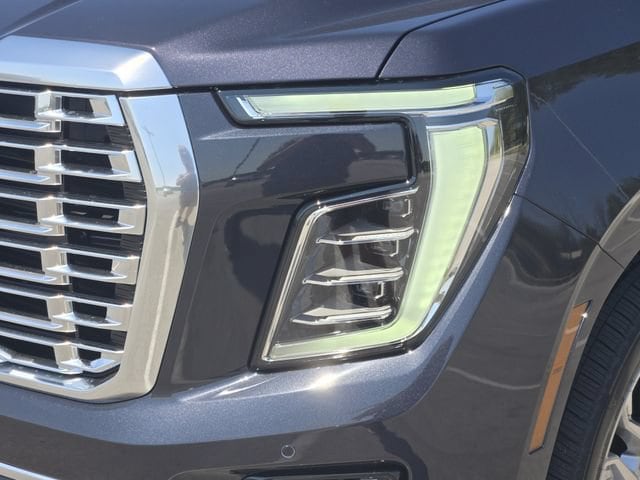 2026 GMC Yukon Denali - Photo 6
