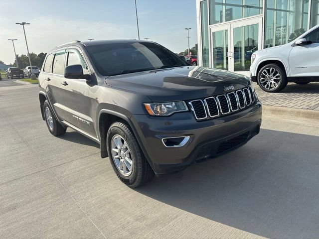 2019 Jeep Grand Cherokee Laredo E's photo