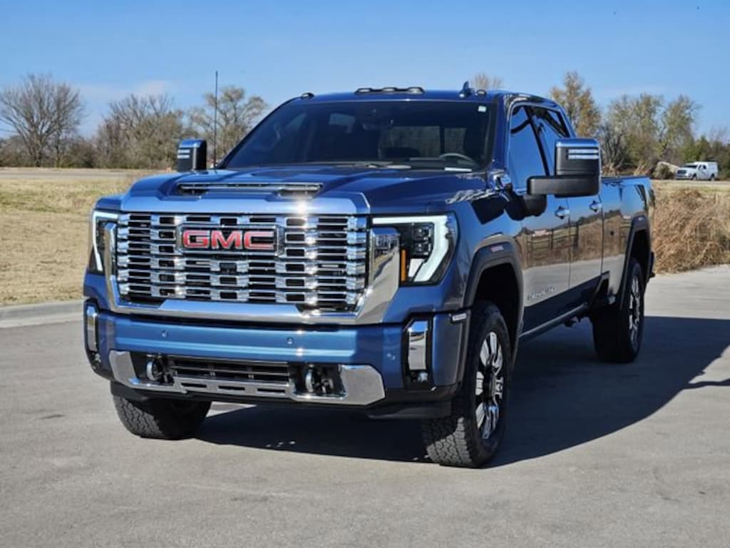 Used 2025 GMC Sierra 3500 HD Denali Truck Crew Cab