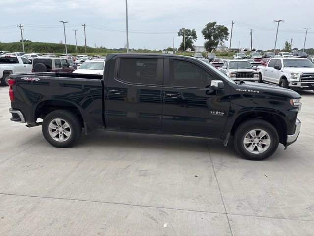 2021 Chevrolet Silverado 1500 LT photo 2
