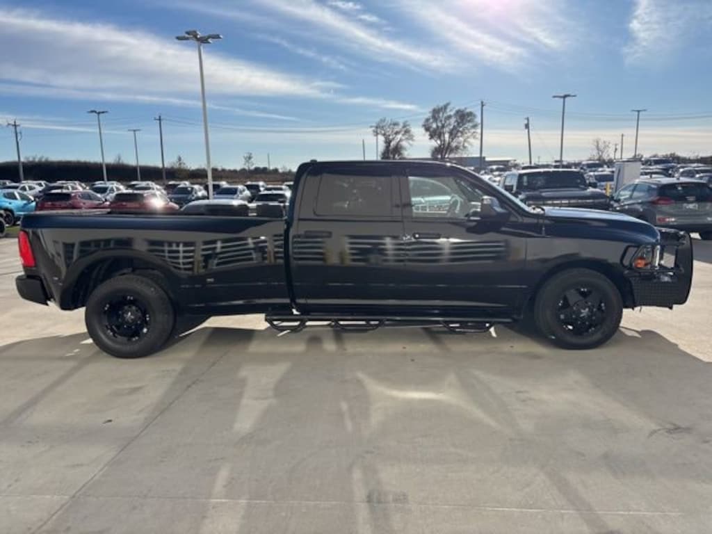 Used 2011 Ram 3500 ST Truck Crew Cab