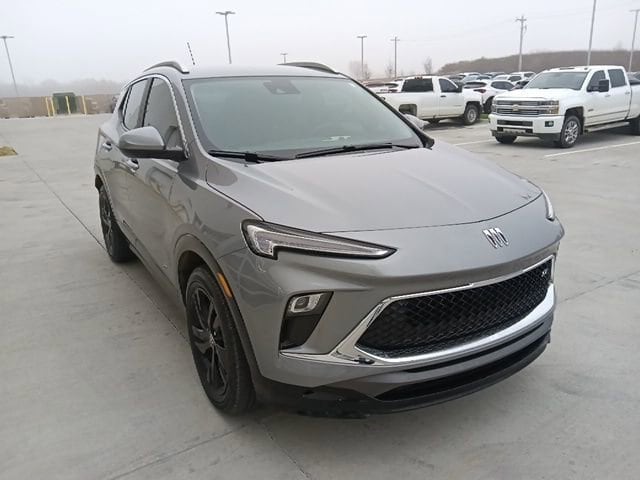 2025 Buick Encore GX Sport Touring's photo