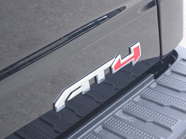 2026 GMC Sierra 1500 AT4 - Photo 7