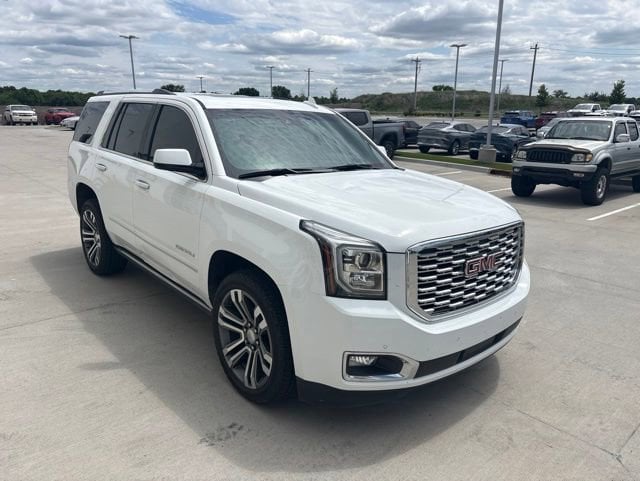2019 GMC Yukon 4WD Denali's photo