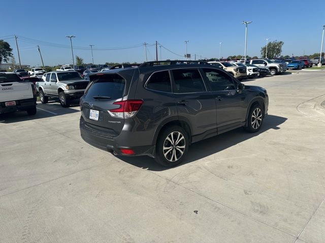 2023 Subaru Forester Limited photo 3