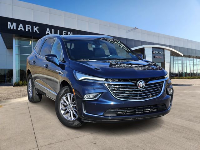 2023 Buick Enclave Essence's photo