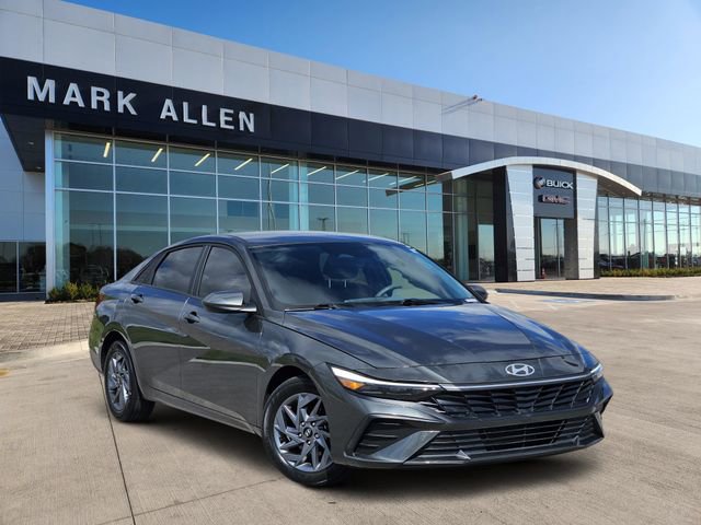 2024 Hyundai Elantra