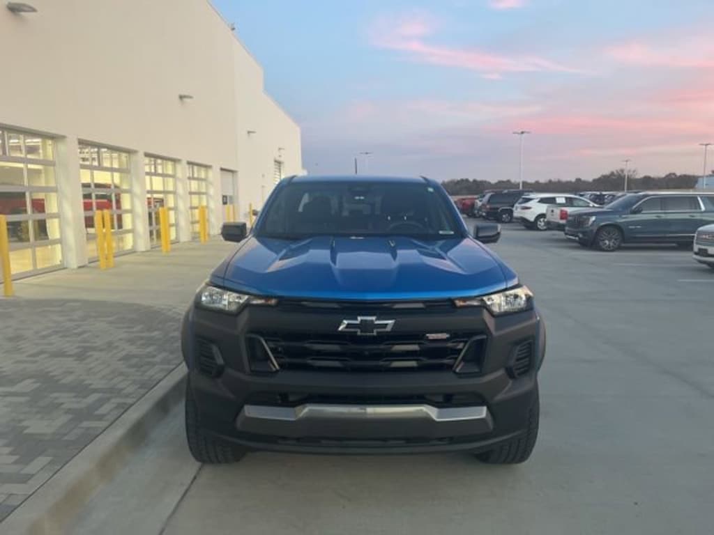 Used 2024 Chevrolet Colorado Trail Boss Truck Crew Cab