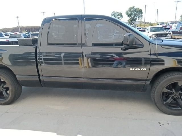 Used 2008 Dodge Ram 1500 Pickup SLT with VIN 1D7HA18N88J180393 for sale in Collinsville, OK