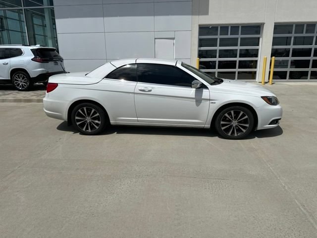 Used 2012 Chrysler 200 S with VIN 1C3BCBGG9CN289051 for sale in Collinsville, OK