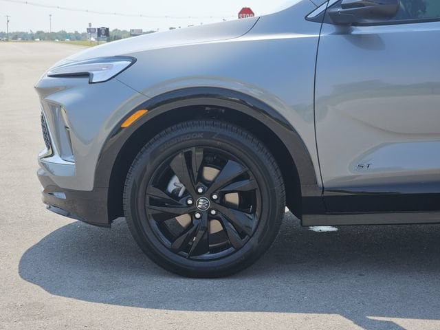2026 Buick Encore GX Sport Touring - Photo 6