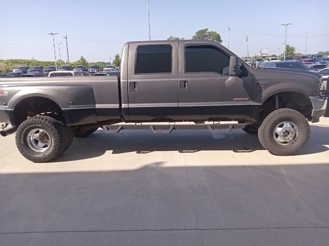 Used 2003 Ford F-350 Super Duty Lariat with VIN 1FTWW33P53EB90615 for sale in Collinsville, OK