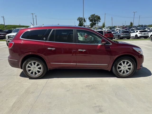 Used 2015 Buick Enclave Leather with VIN 5GAKVBKD2FJ285892 for sale in Collinsville, OK