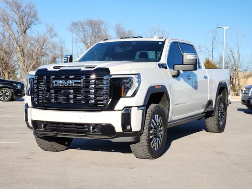 Used 2025 GMC Sierra 2500 HD Denali Ultimate Truck Crew Cab