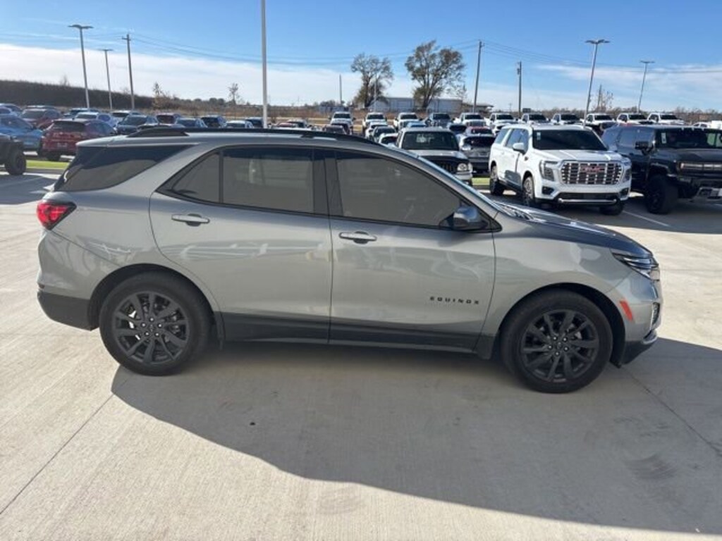 Used 2023 Chevrolet Equinox RS SUV