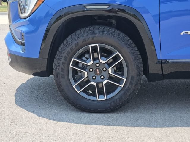 2026 GMC Terrain AT4 - Photo 9