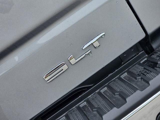 2026 GMC Sierra 1500 SLT - Photo 8