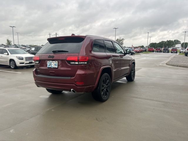 2020 Jeep Grand Cherokee Laredo photo 3