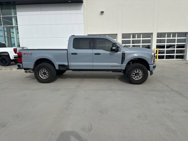 2024 Ford F-250 photo 2