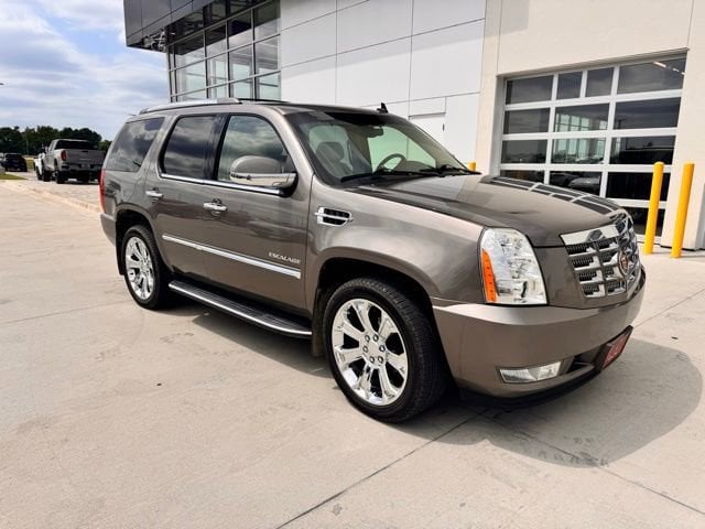 Used 2014 Cadillac Escalade Luxury with VIN 1GYS4BEFXER166027 for sale in Collinsville, OK