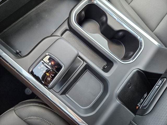 2026 GMC Sierra 1500 SLT - Photo 16