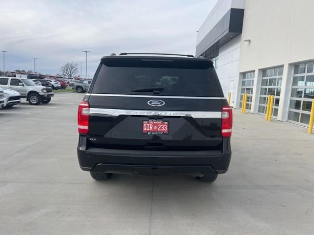 Used 2021 Ford Expedition XLT SUV