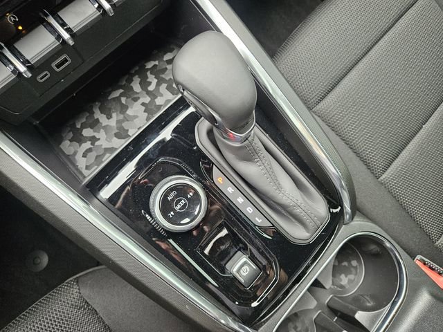 2026 GMC Canyon Elevation - Photo 16