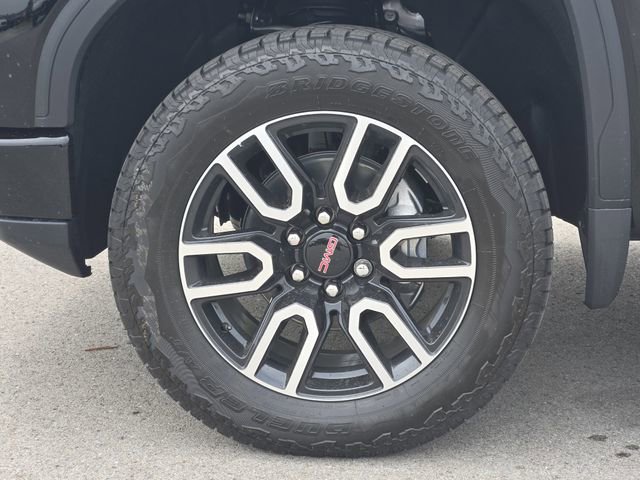 2026 GMC Sierra 1500 AT4 - Photo 9