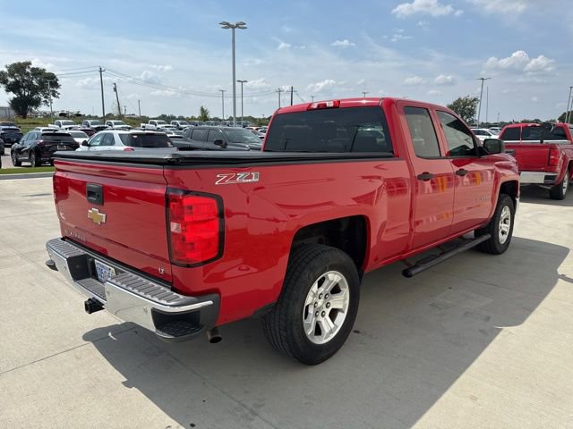 2014 Chevrolet Silverado 1500 LT photo 3
