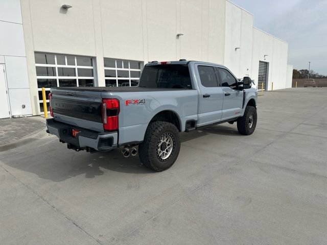 2024 Ford F-250 photo 3