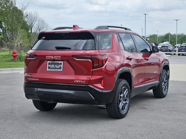 View vehicle photo 4