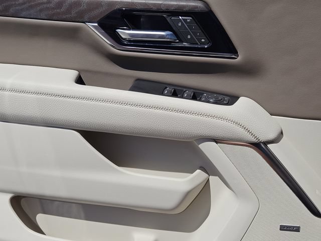 2026 GMC Yukon XL Denali - Photo 16