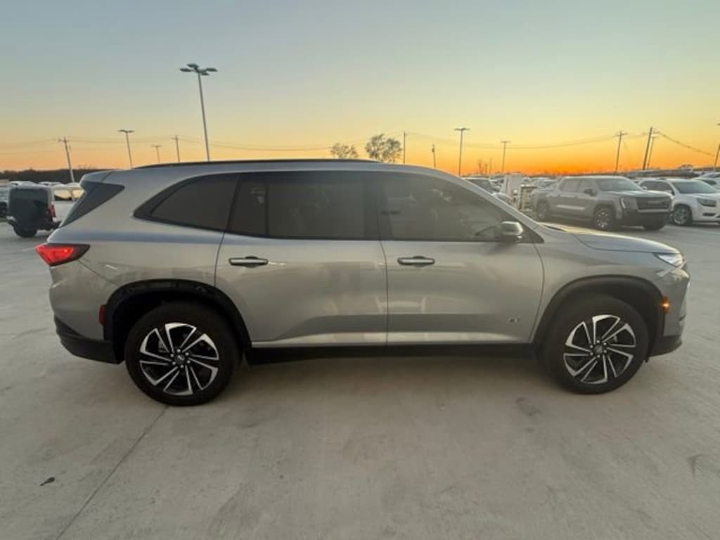 Used 2025 Buick Enclave Sport Touring SUV