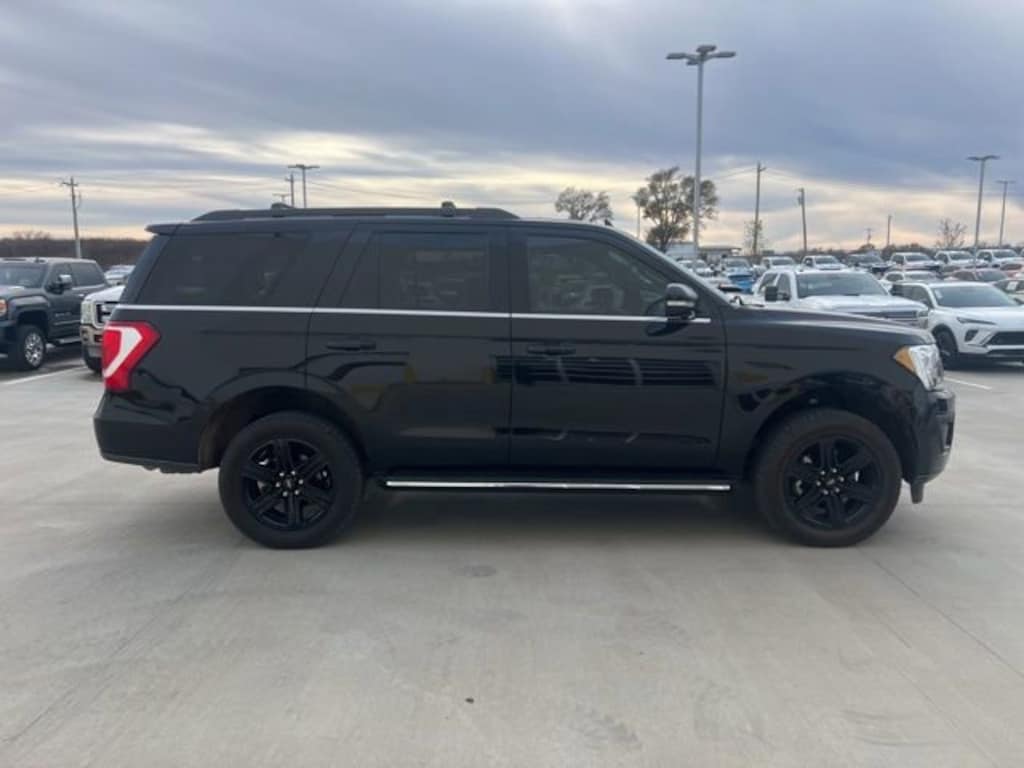 Used 2021 Ford Expedition XLT SUV