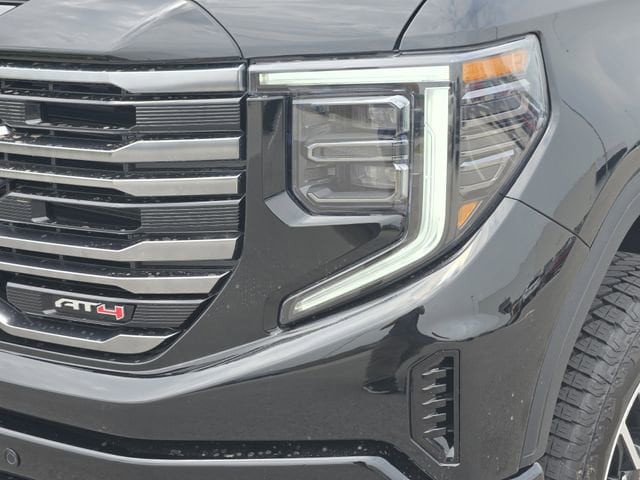 2026 GMC Sierra 1500 AT4 - Photo 6